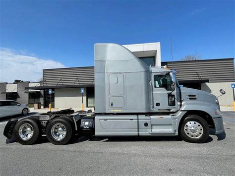 industrial equipment, etc), commercial <strong>trucks</strong>, <strong>semi trucks</strong>, <strong>truck</strong> trailers, <strong>truck</strong> parts. . Facebook marketplace semi trucks for sale by owner